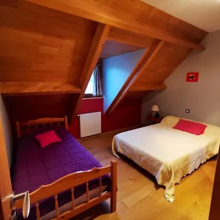 Maison Chaleureuse Avec Vue Montagne A *